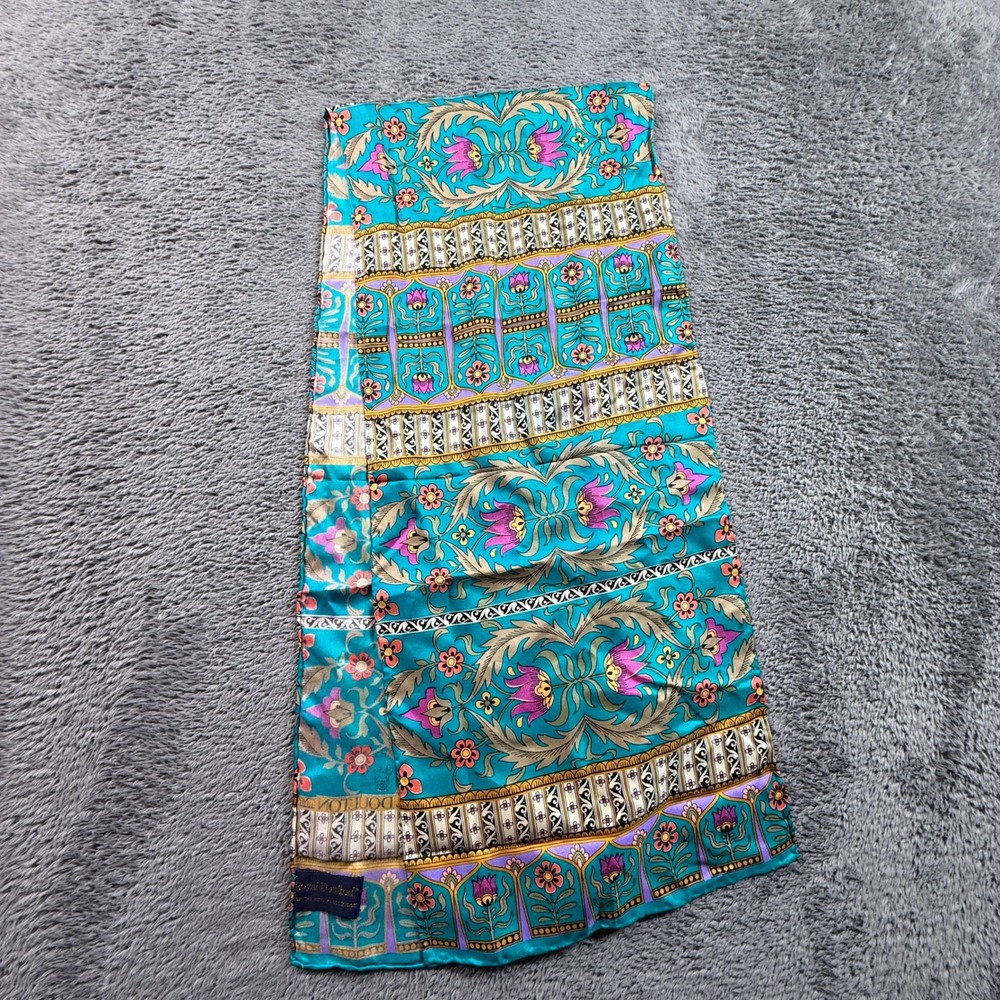 Royal Doulton Scarf Women OS Blue Excellent Silk Floral For the Money Collection